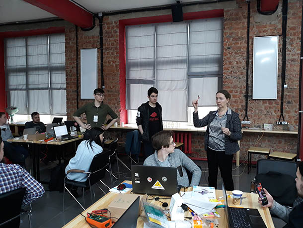 3_veraopettaa_.jpg 3_veraopettaa_.jpg