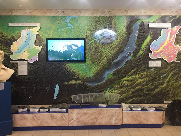 8_baikal_museo.jpg 8_baikal_museo.jpg
