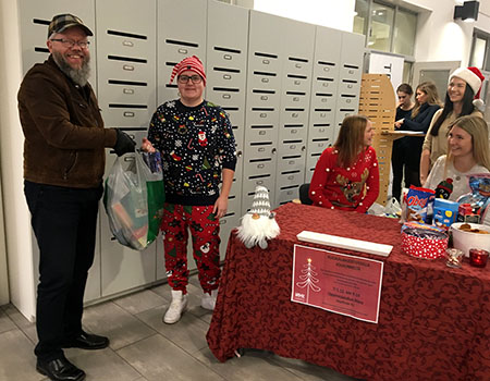 Joulukerays2_VAMK_450.jpg Joulukerays2_VAMK_450.jpg