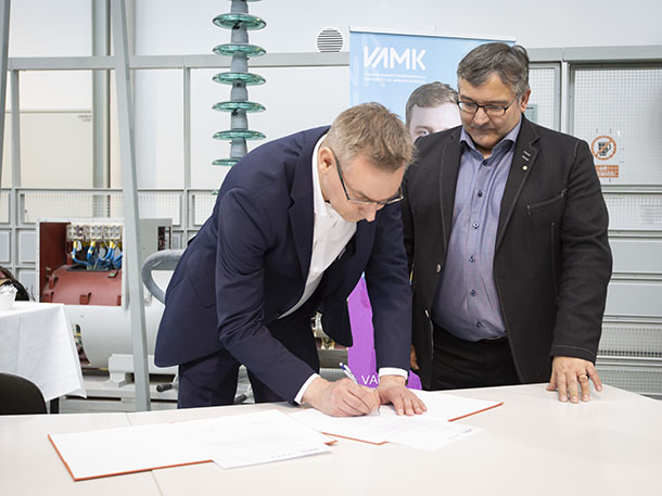 julkkarit05032020_45.jpg julkkarit05032020_45.jpg