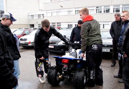 Katsastus1_webbiin.jpg Katsastus1_webbiin.jpg