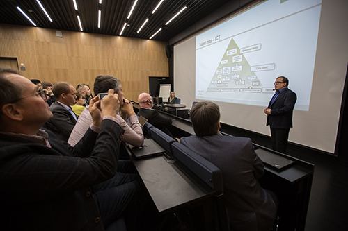 kauppakamari4_500.jpg kauppakamari4_500.jpg