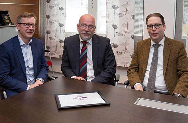 Lahjoitus_Ilkka_AT_610.jpg Lahjoitus_Ilkka_AT_610.jpg