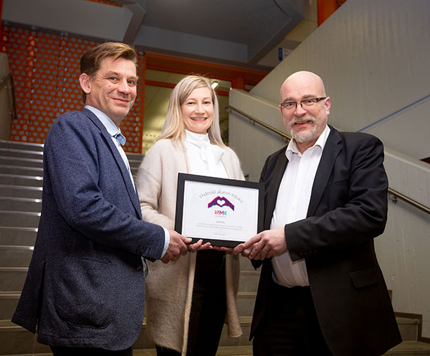 Lahjoitus_Vilpe_AnssiTurunen_610px.jpg Lahjoitus_Vilpe_AnssiTurunen_610px.jpg