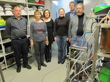 TAMKilaiset-vesilaitoksella-21122011.jpg TAMKilaiset-vesilaitoksella-21122011.jpg