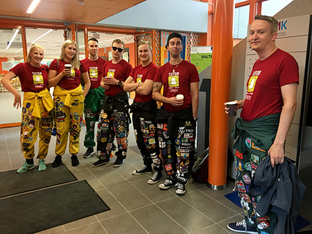 tutor2_450.jpg tutor2_450.jpg