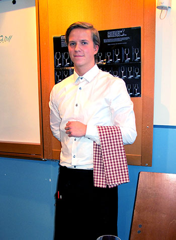 www_näytelounas_juuso.jpg www_näytelounas_juuso.jpg