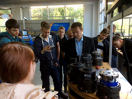 www_PrimaPower1.jpg www_PrimaPower1.jpg