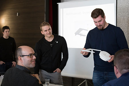 www_teemi-revolveri-p.jpg www_teemi-revolveri-p.jpg